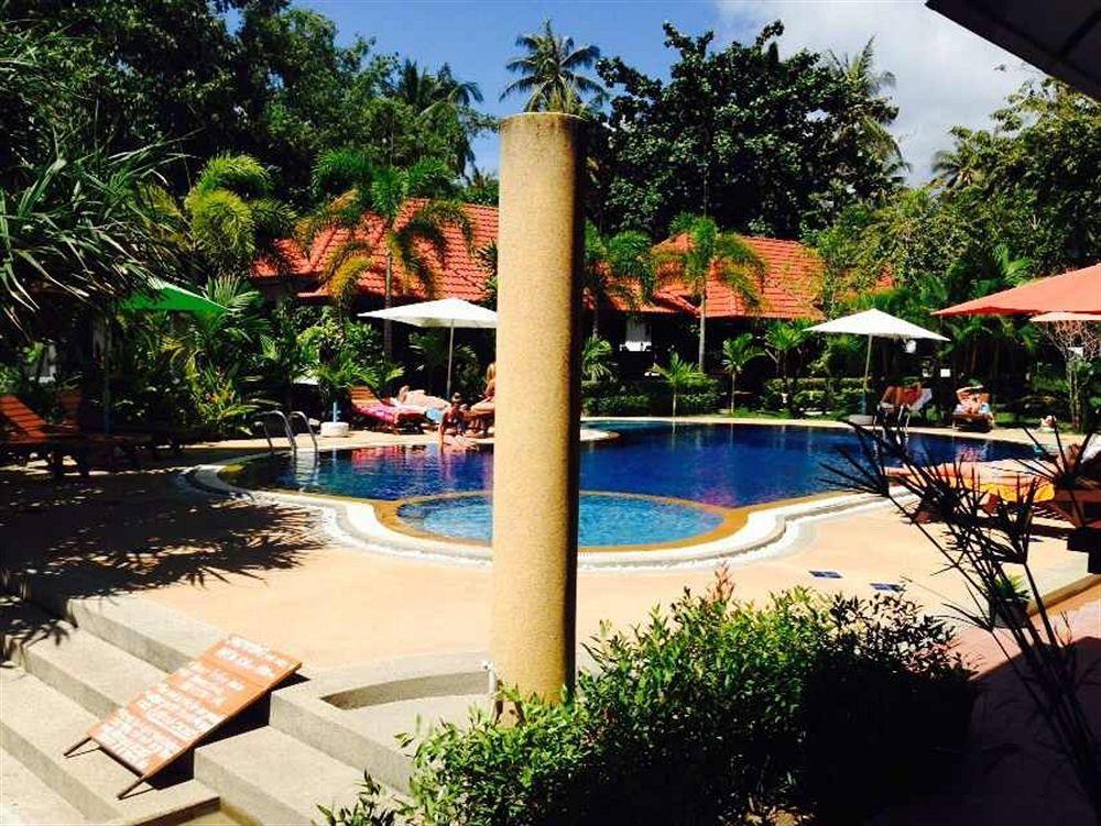 Mac'S Bay Resort Baan Tai Exterior foto